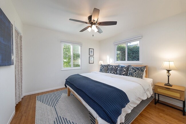 Photo - 342 Palisades Dr