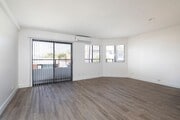 Photo - Beautiful Bird Rock 1 Bedroom with Washer/... Apartment Unit 2A