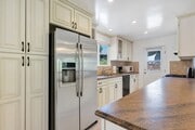 Photo - 23957 Vanowen St