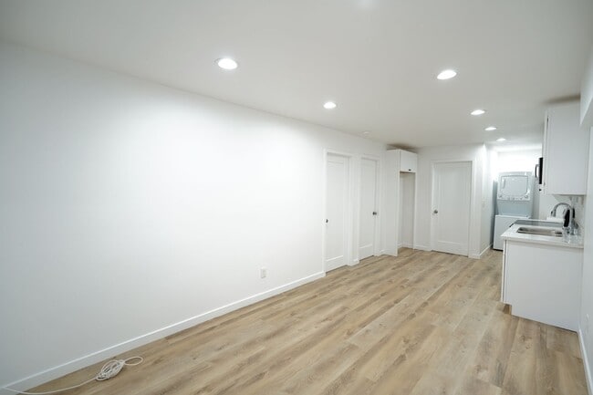 Photo - 26074 Bay Ave Unit 3