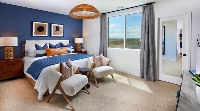 Photo - Large new home in desirable South Bay Epoca Master Planned Community