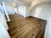 Photo - 2 bed 1 bath SFH near USC with gated parking