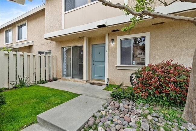 Building Photo - 10125 De Soto Ave Rental