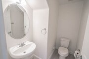 Photo - Creekside 3 Bedroom Townhome for Rent in V...