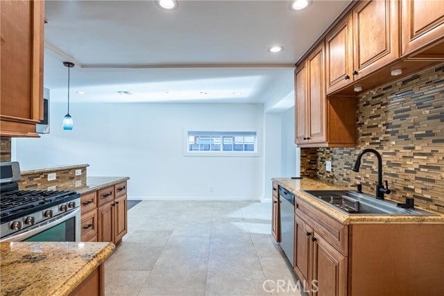 Photo - 7965 Quimby Ave