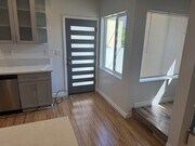 Photo - 2330 N Catalina St
