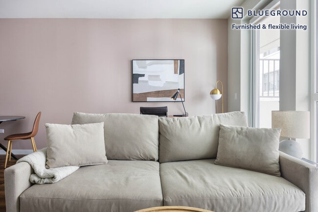 Photo - 1818 N Cherokee Ave Unit FL3-ID1199