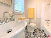 Photo - 212 S Reeves Dr Apartment Unit 8