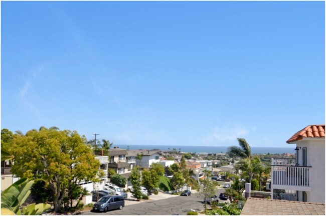 Lantern District Duplex! - Lantern District Duplex! Apartment Unit Silver Lantern - 33781 - B