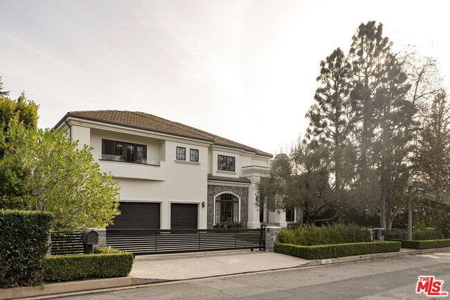 Building Photo - 280 Homewood Rd