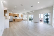 Photo - 1332 Tamarind Ave Townhome