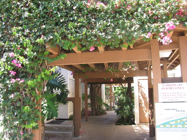 Building Photo - 6354 Rancho Mission Rd Unit 1 bedroom, 1 bath Condo in Mission Valley