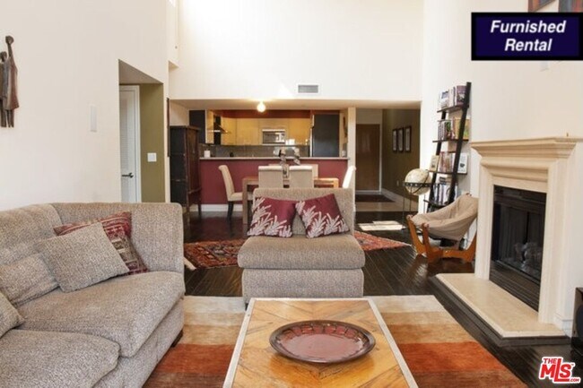 Photo - 1319 N Detroit St Unit PH8