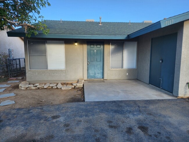 Building Photo - 7117 Murray Ln Unit A