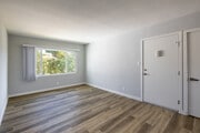 1BR, 1BA - 615SF - Living Room - Ladera Townhouse