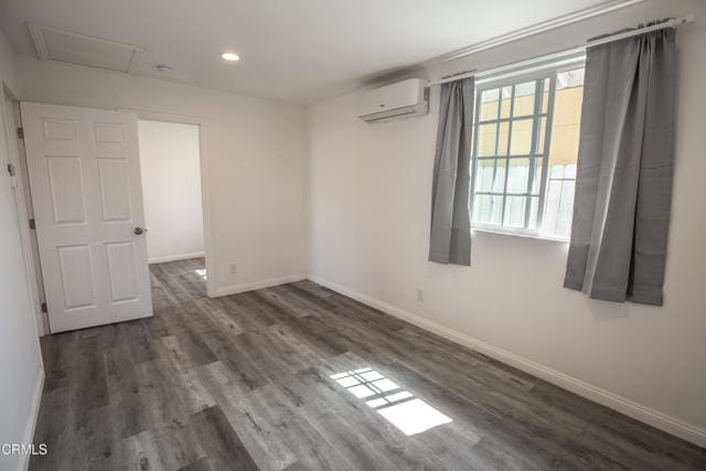 Photo - 15409 Hartsville St