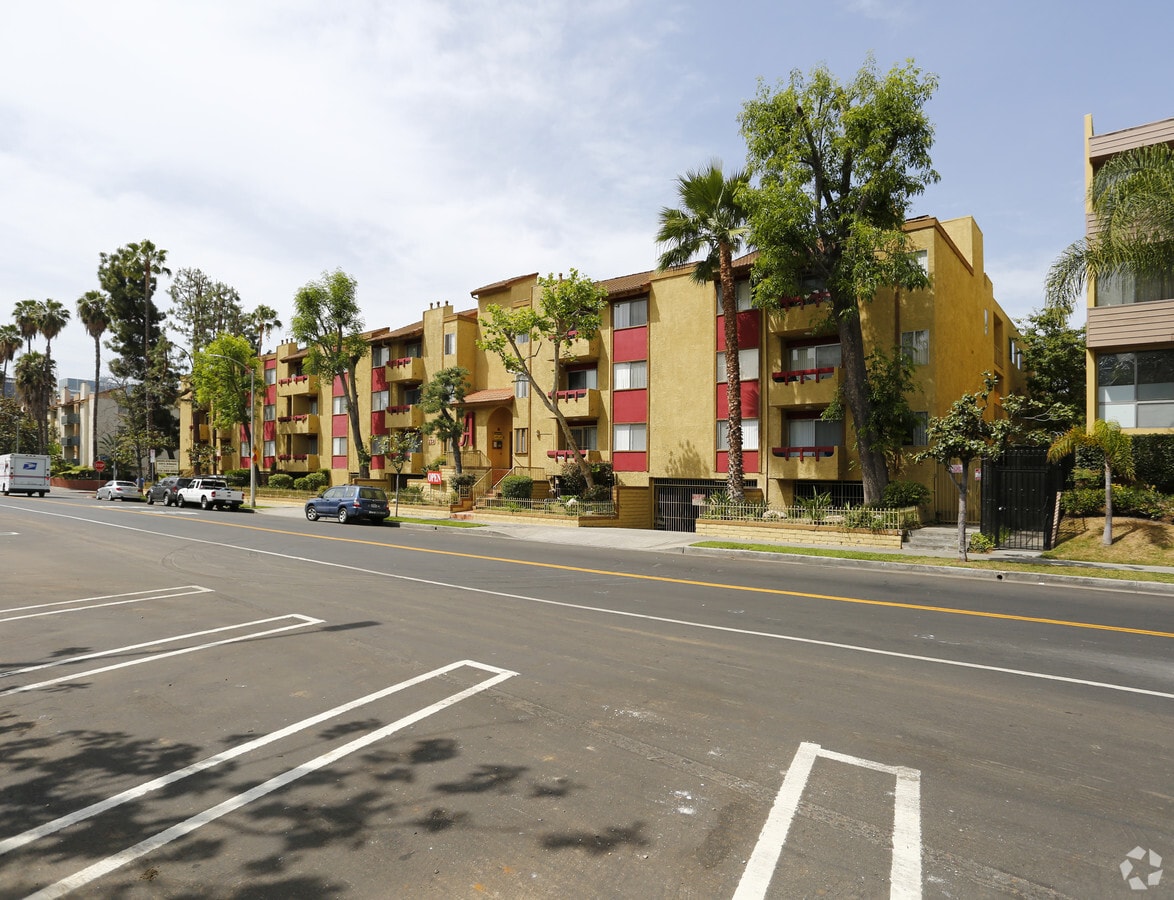 Photo - Ardmore Apartments