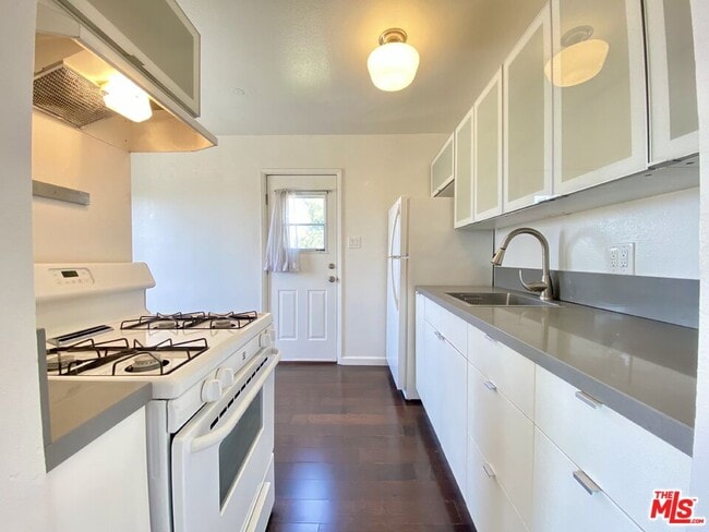 Photo - 834 Laguna Ave Unit 3/4