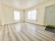 Photo - Charming Alamitos Beach 1-Bedroom Condo