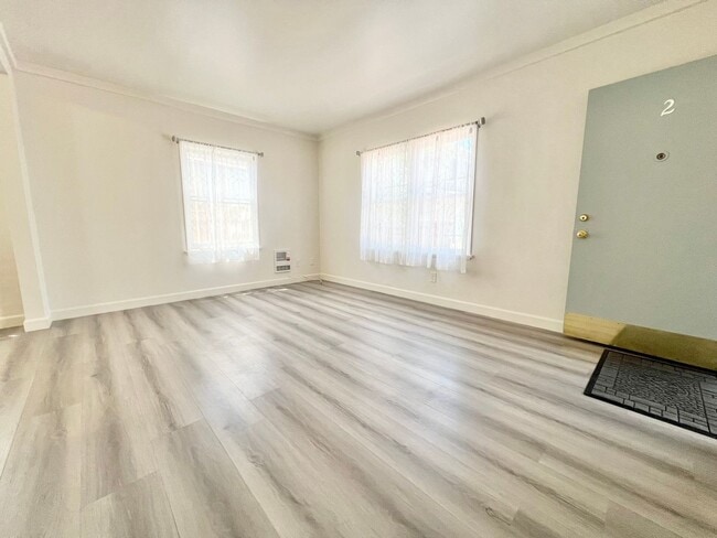 Photo - Charming Alamitos Beach 1-Bedroom Condo