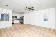 Photo - WOW Unit 3763