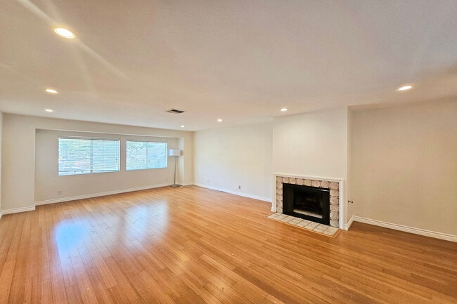 Photo - 1454 E Orange Grove Blvd Unit #1