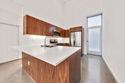 Kitchen - 140 S Gramercy Pl Condo Unit #6
