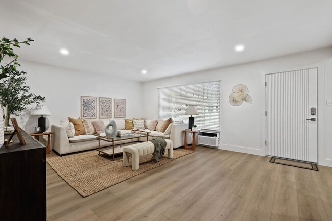 Photo - The Trinidad Apartments