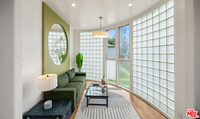 Photo - 6255 W Olympic Blvd