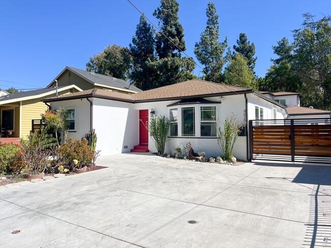 Photo - Charming Stand-Alone Home