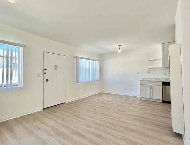 Photo - 1534 10th St Unit 7