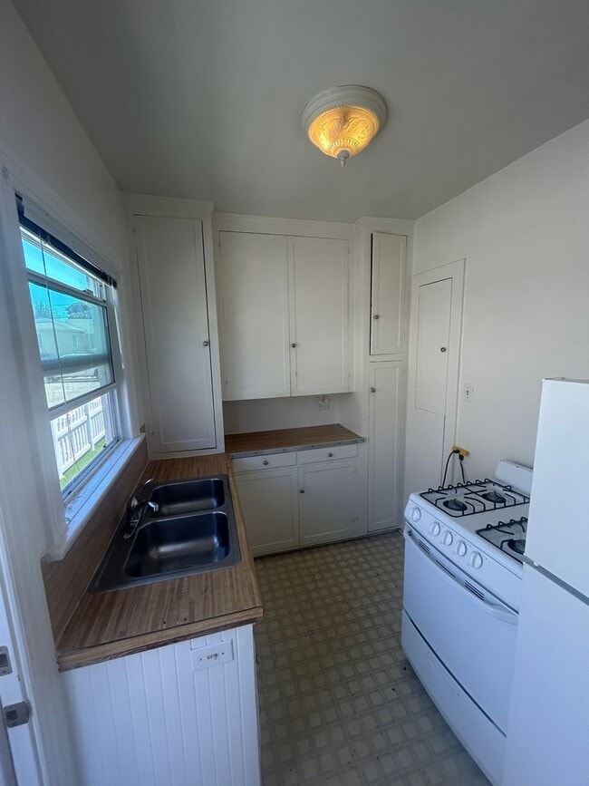 Photo - 183-187 Coronado St Unit 183 Coronado Street