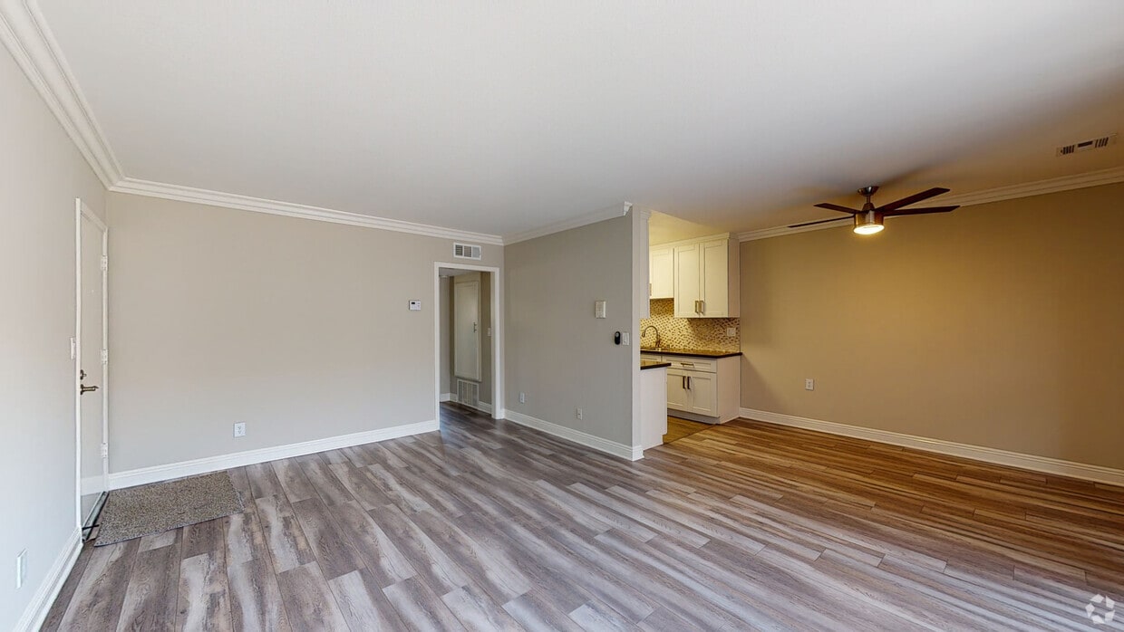 3D Tour - Cedar Glen
