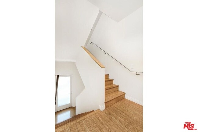 Photo - 2024 Allesandro St Unit 2
