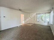 Photo - 24654 Walnut St