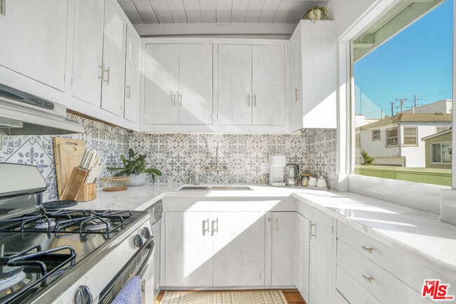 Photo - 4400 Ocean Dr