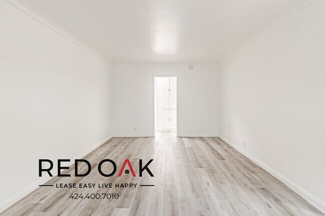 Photo - 5832 Carlton Way Unit 2
