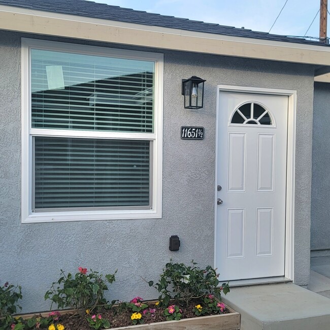 Photo - 11649 Sunglow St Unit 11651.5