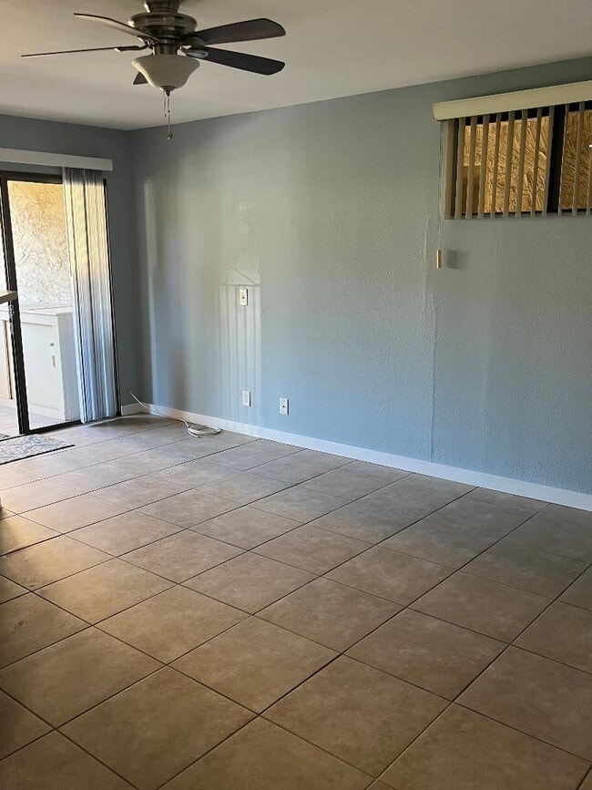 Photo - 5300 E Waverly Dr Unit N5110