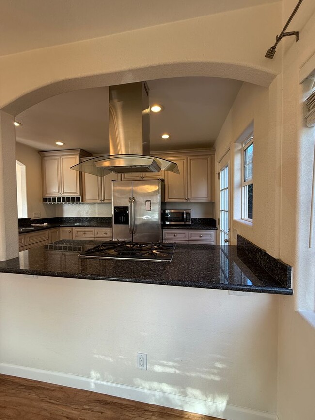 Photo - 2007 Poli St Unit 2007 Poli Street (front house)