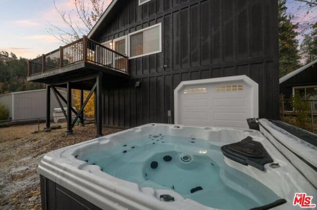 Photo - 993 Cameron Dr