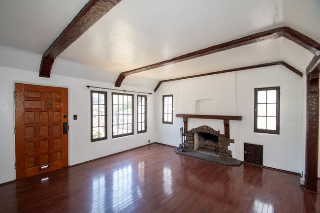 Photo - 2906 Griffith Park Blvd Unit 2912.5