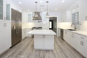 Photo - 7400 Blewett Ave