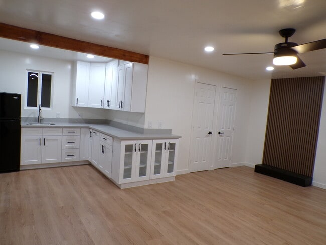 Photo - 739 Twin Oaks Ave