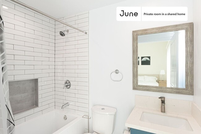 Photo - Room in Shared 5 bed/5 bath home Unit E