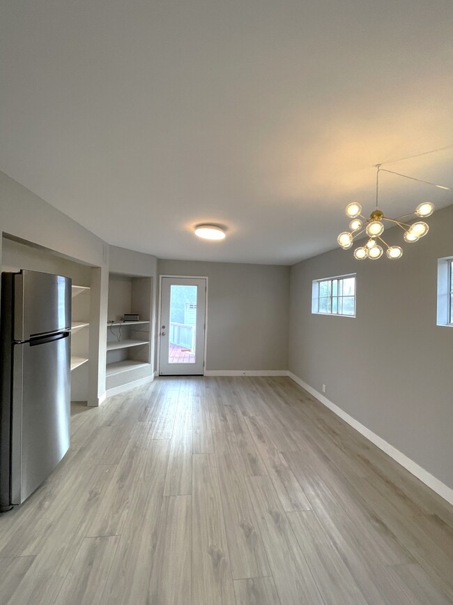 Photo - 4920 W 141st St Unit