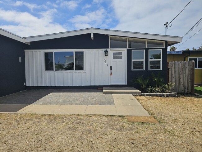 Building Photo - Renovated Beach house just a few blocks from the Beach/Pier in the highly desirable IB Community! Unit 1