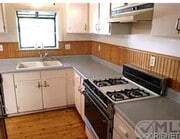 Kitchen - 3626 Veteran Ave Unit Back House