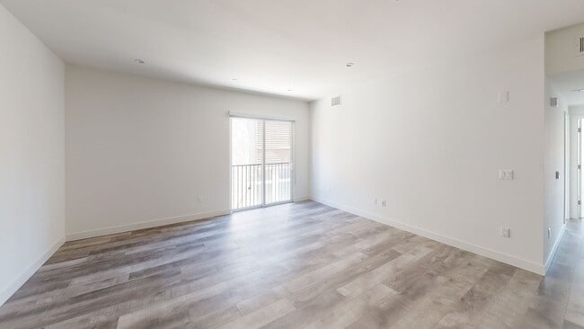 Photo - 12905 Landale Street