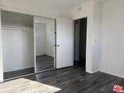 Photo - 613 W Queen St Unit 4